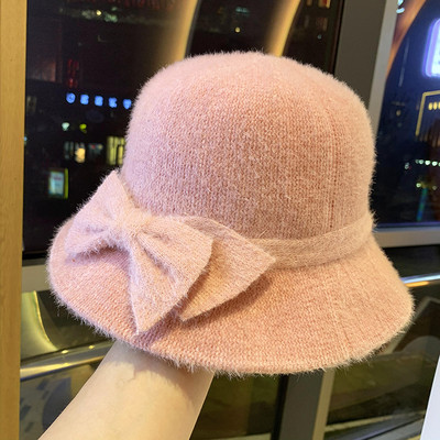 Μοντέρνο γυναικείο καπέλο με κορδέλα