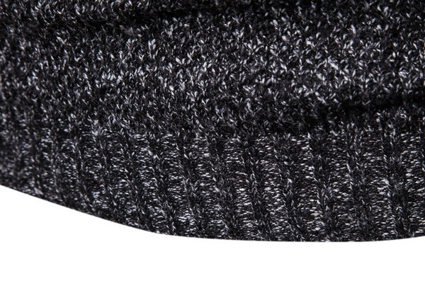 Ανδρικό πουλόβερκλασικό μοντέλο με γιακά