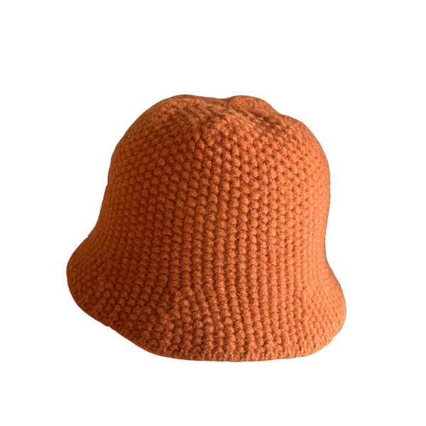 Lezser női kötött sapka retro stílusban