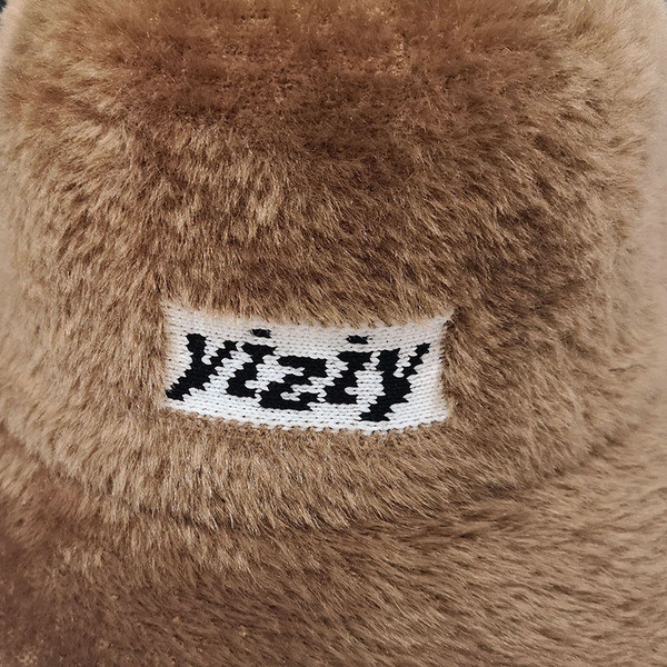 Női alkalmi pehelysapka több színben felirattal