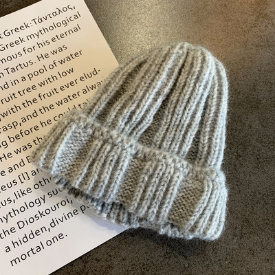 Kötött női sapka-sima modell