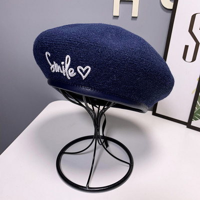 Νέο μοντέλο κομψό γυναικείο καπέλο τύπου μπερέ με επιγραφή
