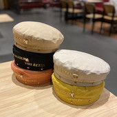 Γυναικείο καπέλο μπερέ με μεταλλικά στοιχεία