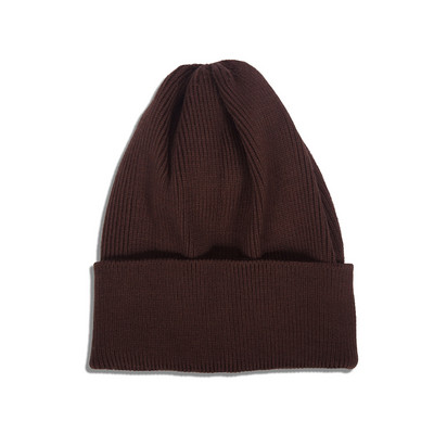 Modern kötött őszi-téli sapka