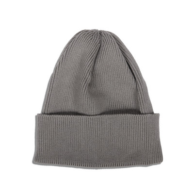 Modern kötött őszi-téli sapka