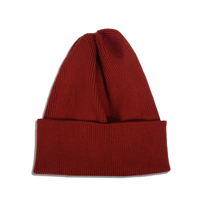 Modern kötött őszi-téli sapka