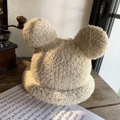 Καθημερινό γυναικείο μάλλινο καπέλο με τρισδιάστατα στοιχεία