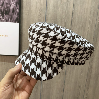 Stílusos női sapka típusú sapka