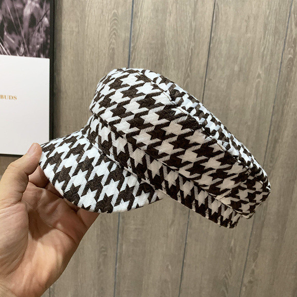 Stílusos női sapka típusú sapka