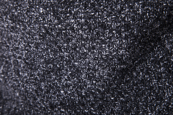 Alkalmi férfi pulóver-modell ovális nyakkivágással