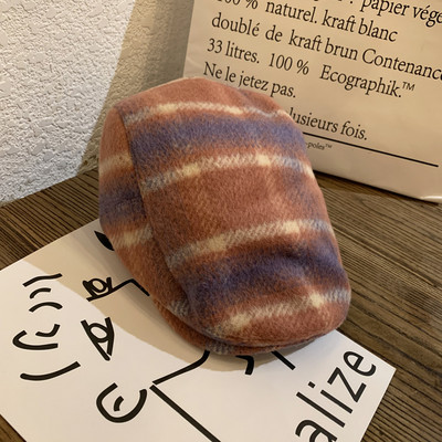 Modern női kockás sapka