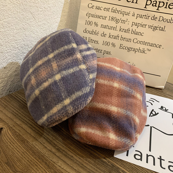 Modern női kockás sapka