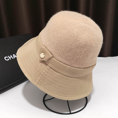 Καθημερινό γυναικείο μάλλινο καπέλο σε διάφορα χρώματα