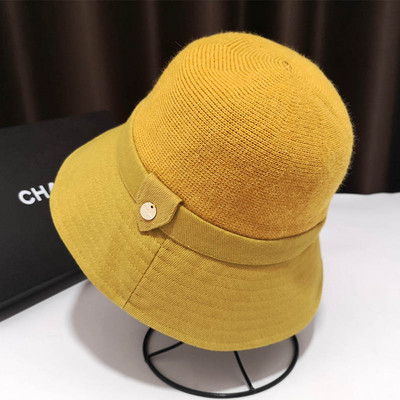 Καθημερινό γυναικείο μάλλινο καπέλο σε διάφορα χρώματα