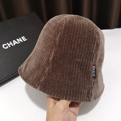 Női alkalmi kordbársony sapka több színben