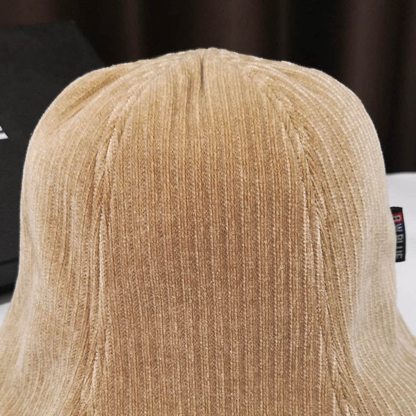 Női alkalmi kordbársony sapka több színben