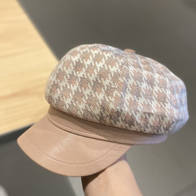 Γυναικεία τραγιάσκα με γείσο