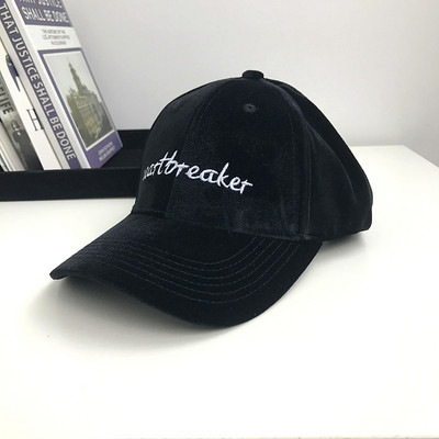 Új modell női sportsapka hímzéssel