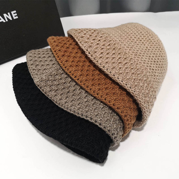 Új modell kötött női sapka télire