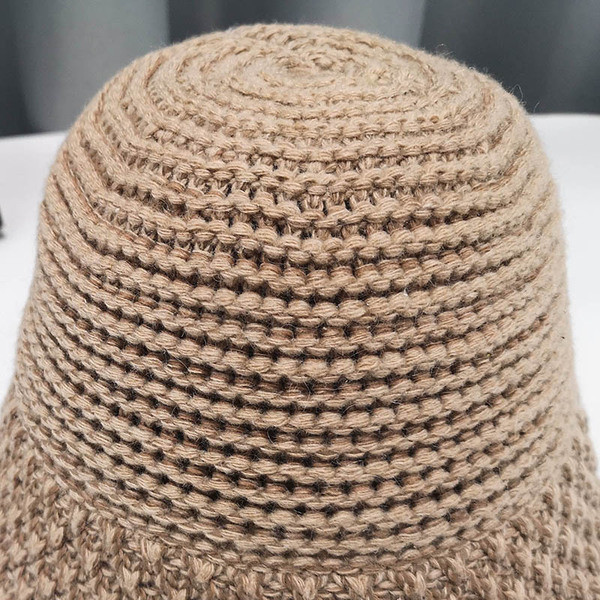 Új modell kötött női sapka télire
