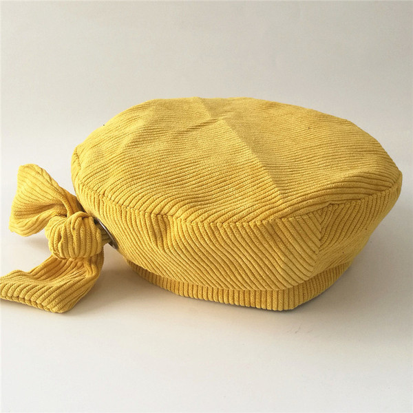 Modern női kordbársony sapka fűzős