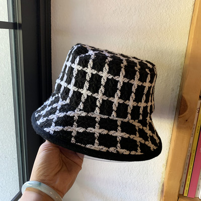 Kockás női sapka-retro stílus