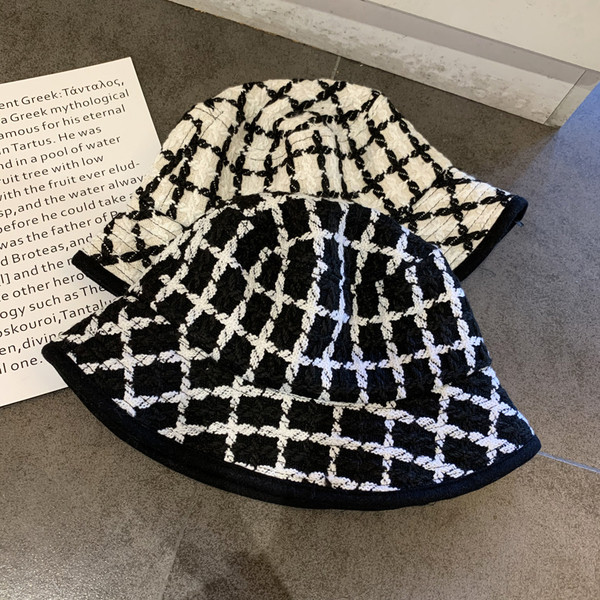 Kockás női sapka-retro stílus