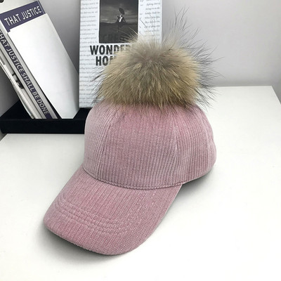 Új modell női bársony sapka pehelypomponnal