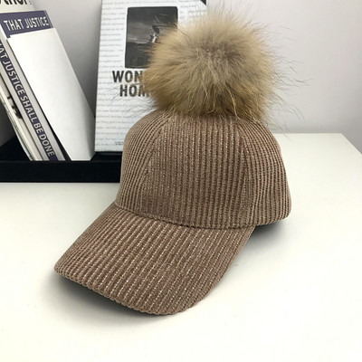 Új modell női bársony sapka pehelypomponnal