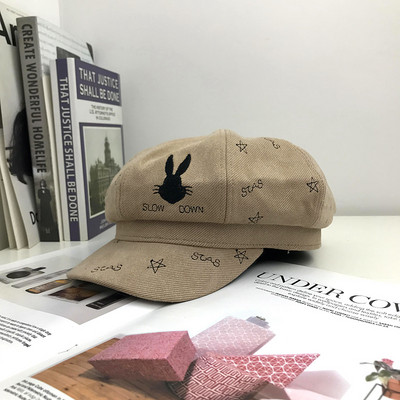 Καθημερινό γυναικείο καπέλο τραγιάσκα με επιγραφές