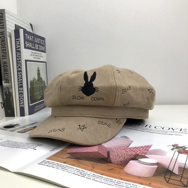 Καθημερινό γυναικείο καπέλο τραγιάσκα με επιγραφές