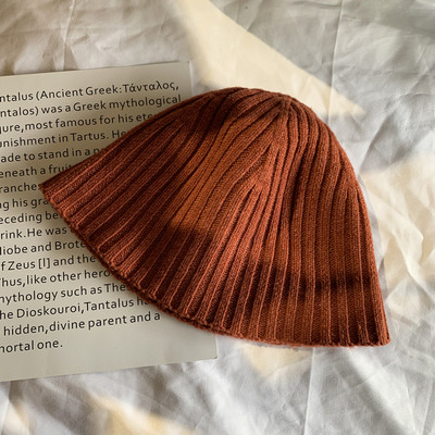 Alkalmi női kötött sapka sima modell