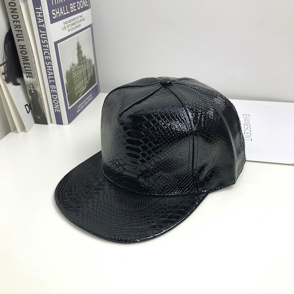 Új modell női bőr sapka napellenzővel