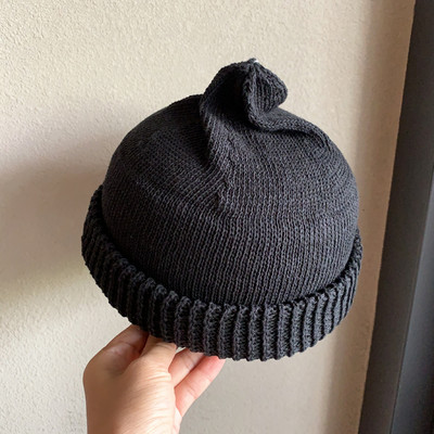 Γυναικείο χειμερινό καπέλο κλασικό μοντέλο