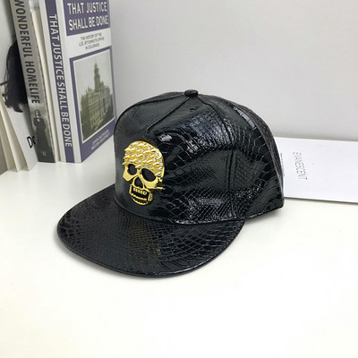 Új modell eko bőrből készült női sapka koponyával