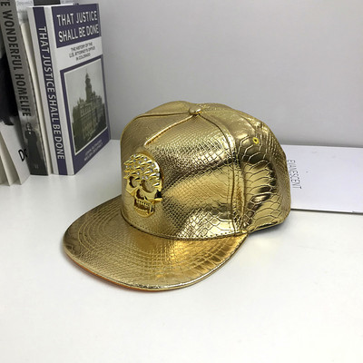 Új modell eko bőrből készült női sapka koponyával