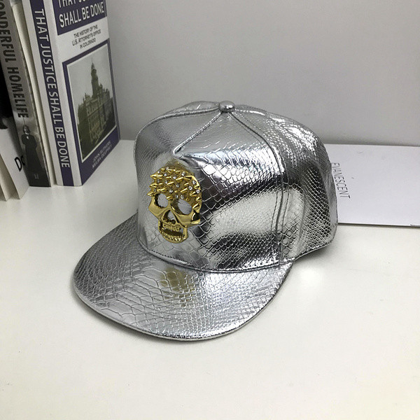 Új modell eko bőrből készült női sapka koponyával