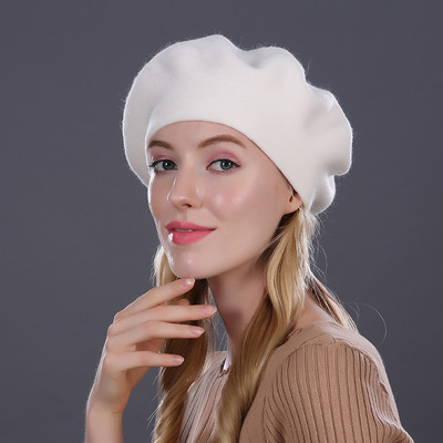 Őszi női barett típusú sapka