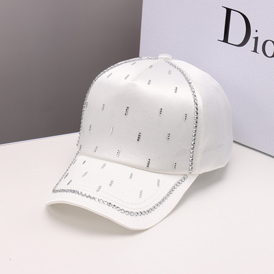 Új modell női sapka napellenzővel és kövekkel