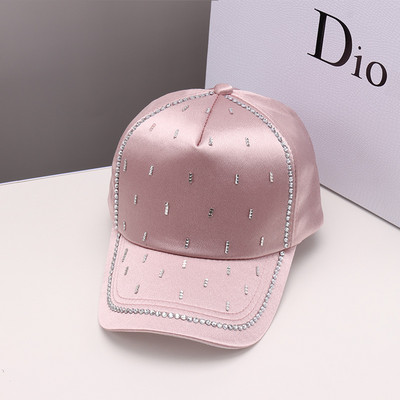 Új modell női sapka napellenzővel és kövekkel