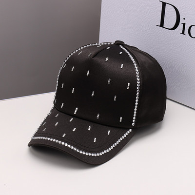 Új modell női sapka napellenzővel és kövekkel