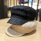 Női téli sapka napellenzővel