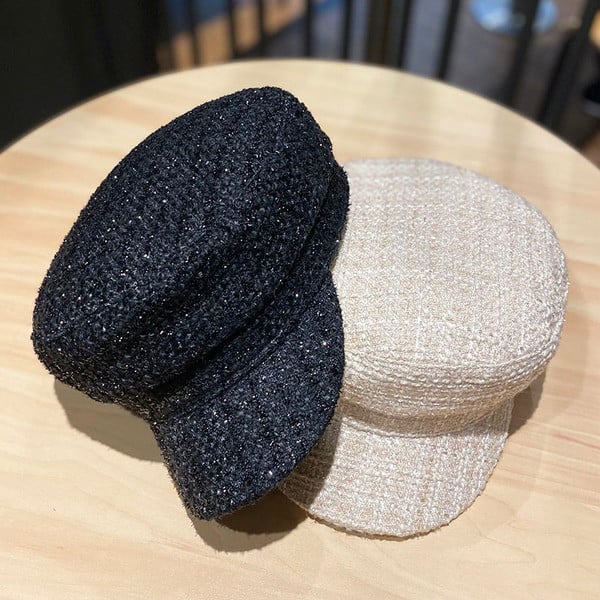 Női téli sapka napellenzővel