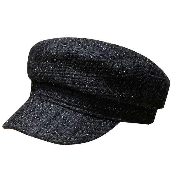 Női téli sapka napellenzővel