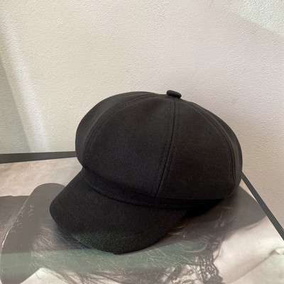 Modern női gyapjú barett típusú sapka