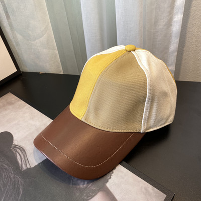 Καθημερινό γυναικείο καπέλο με γείσο από οικολογικό δέρμα