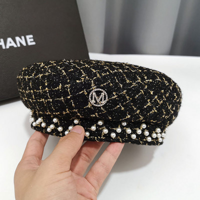 Alkalmi női gyapjúkalap gyöngyökkel