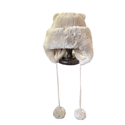 Μοντέρνο γυναικείο καπέλο με κορδόνια και γούνα