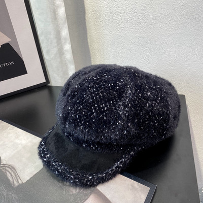 Μοντέρνα γυναικεία μπερέ