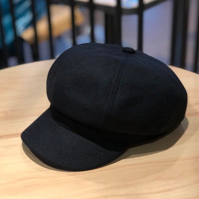 Γυναικεία τραγιάσκα με γείσο